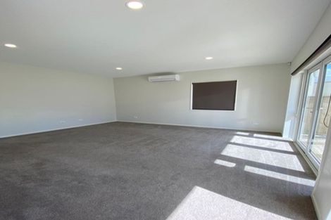 Photo of property in 26 Warbler Crescent, Papakura, 2110