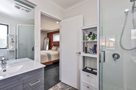 Photo of property in Lyndhurst Road, Frimley, Hastings, 4120