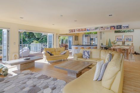 Photo of property in 39 Motuhoa Road, Tairua, 3508