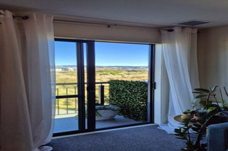 Photo of property in 5c/17 Crown Lynn Place, New Lynn, Auckland, 0600