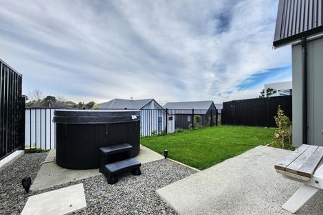 Photo of property in 24 Hokioi Drive, Kenepuru, Porirua, 5022