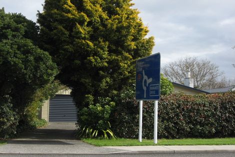 Photo of property in 137 Napier Road, Havelock North, 4130