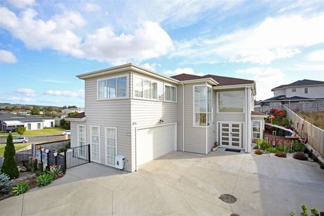 Photo of property in 15 Waitahu Rise, Pukekohe, 2120