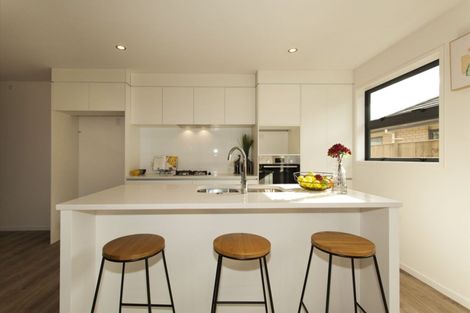 Photo of property in 62 Matua Road, Huapai, Kumeu, 0810