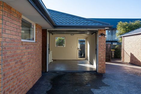 Photo of property in 126 Clarence Street, Riccarton, Christchurch, 8011