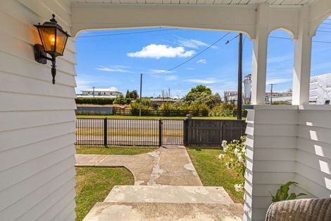 Photo of property in 42 King Street, Marton, 4710