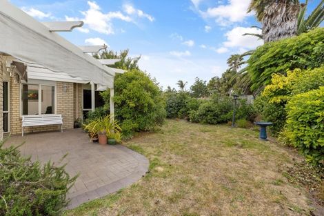 Photo of property in 21 Beachwater Drive, Papamoa Beach, Papamoa, 3118