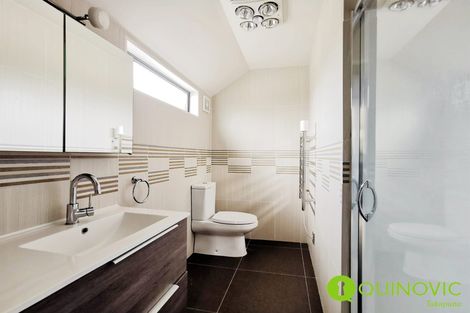 Photo of property in 1/1 Harley Road, Takapuna, Auckland, 0622