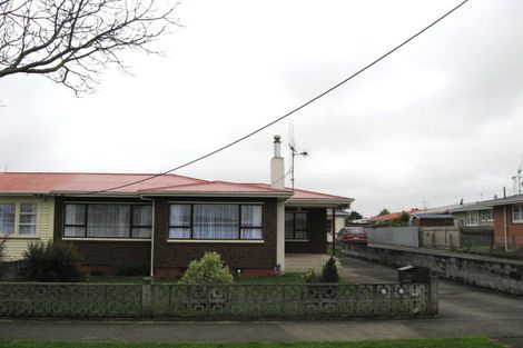 Photo of property in 607 Queen Street East, Levin, 5510