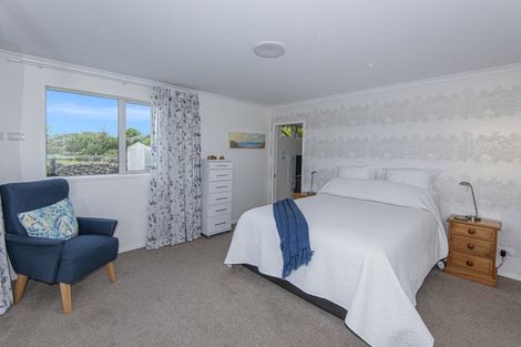 Photo of property in 4 Cornerstone Place, Te Kamo, Kamo, 0185