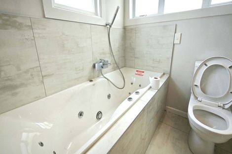 Photo of property in 85 Nile Road, Milford, Auckland, 0620