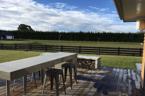 Photo of property in 10 Kelburn Place, Tinwald, Ashburton, 7700