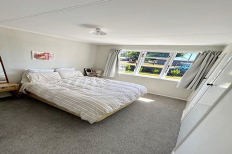 Photo of property in 16 Sherwill Street East, Feilding, 4702