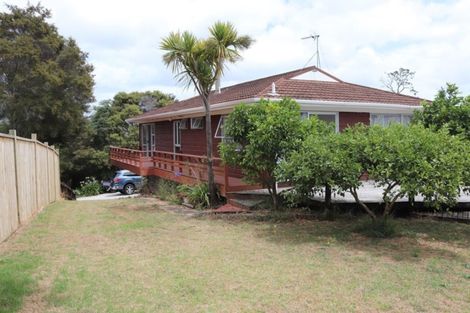 Photo of property in 70 Millbrook Road, Henderson, Auckland, 0612