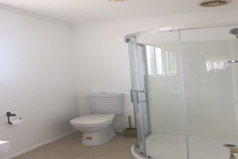 Photo of property in 28 Coldham Crescent, Saint Johns, Auckland, 1072