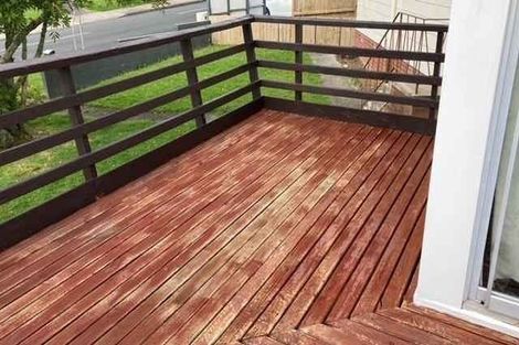 Photo of property in 111 Farquhar Road, Glendene, Auckland, 0602