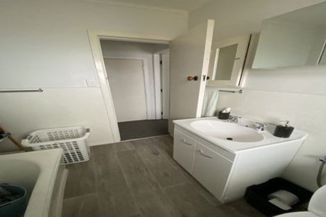 Photo of property in 3 Fairfield Road, Levin, 5510