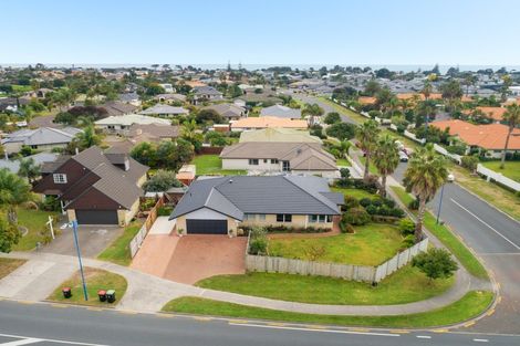 Photo of property in 126 Santa Monica Drive, Papamoa Beach, Papamoa, 3118