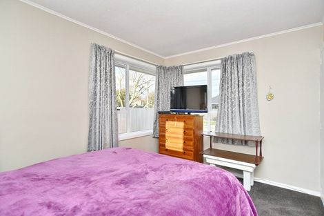 Photo of property in 9 Wildwood Avenue, Wainoni, Christchurch, 8061