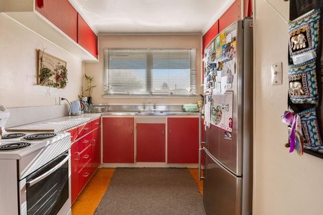 Photo of property in 2/177 Clayton Road, Mangakakahi, Rotorua, 3015
