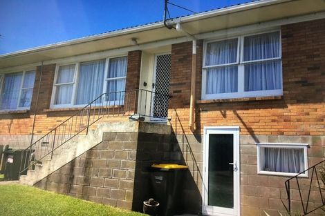 Photo of property in 3/187 Lake Road, Belmont, Auckland, 0622