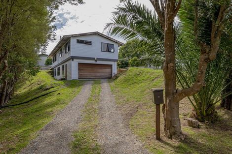 Photo of property in 10 Toroa Road, Otaihanga, Paraparaumu, 5036