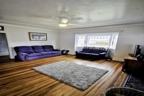 Photo of property in 96 Ngatai Street, Taumarunui, 3920