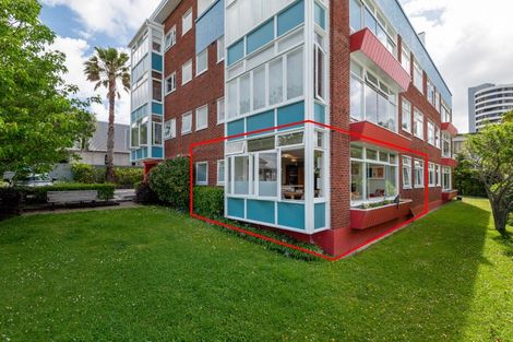 Photo of property in 1/6 Seymour Street, Saint Marys Bay, Auckland, 1011