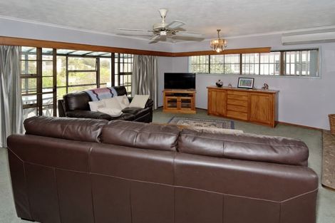 Photo of property in 131 Connell Street, Blockhouse Bay, Auckland, 0600