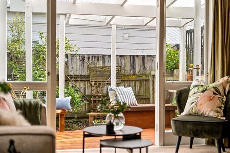 Photo of property in 170 Tasman Street, Mount Cook, Wellington, 6021
