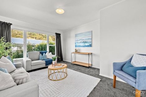 Photo of property in 5 Reid Road, Wainuiomata, Lower Hutt, 5014