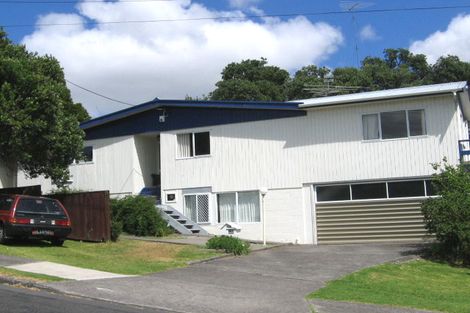 Photo of property in 104 Saddleback Rise, Murrays Bay, Auckland, 0630