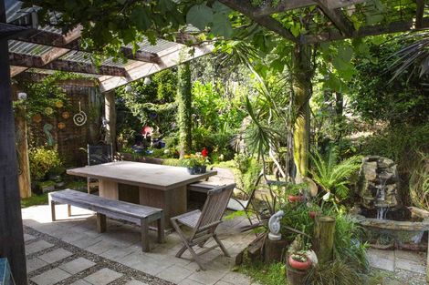 Photo of property in 123b Colombo Road, Waiuku, 2123