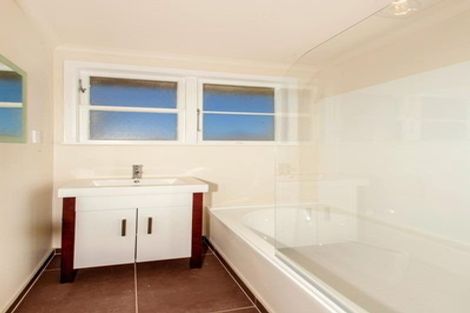 Photo of property in 64 Ernie Pinches Street, Wesley, Auckland, 1041