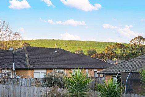 Photo of property in 8 Belcoo Crescent, East Tamaki, Auckland, 2013
