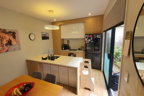 Photo of property in 37b Eastview Road, Glen Innes, Auckland, 1072