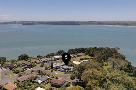 Photo of property in 5 Gellibrand Place, Omokoroa, 3114