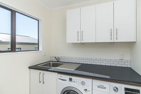 Photo of property in 21 Pitoitoi Street, Otaihanga, Paraparaumu, 5036