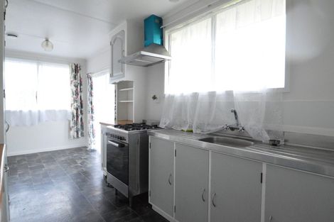 Photo of property in 14 Bledisloe Street, Levin, 5510