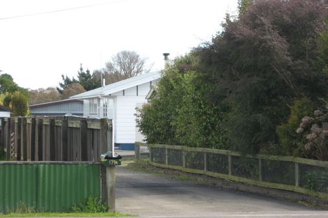 Photo of property in 181a Bridge Street, Bulls, 4818