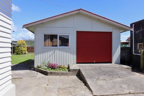 Photo of property in 126 Waverley Street, Karamea, 7893