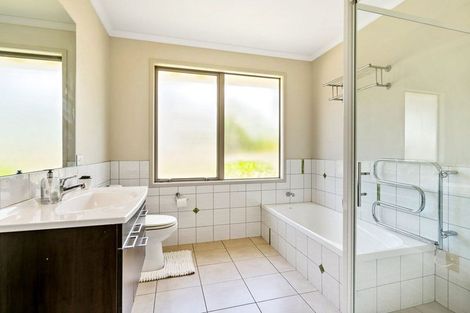 Photo of property in 45 Waitotara Drive, Waipapa, 0230