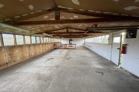 Photo of property in 96 Beach Haven Road, Beach Haven, Auckland, 0626