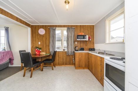 Photo of property in 8 Brighton Crescent, Highbury, Palmerston North, 4412