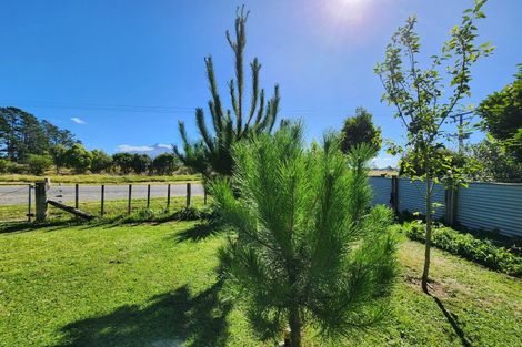 Photo of property in 18 Rugby Road, Tariki, Inglewood, 4388