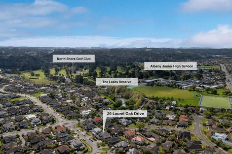 Photo of property in 29 Laurel Oak Drive, Schnapper Rock, Auckland, 0632