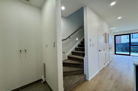 Photo of property in 4/131 Lancaster Road, Beach Haven, Auckland, 0626