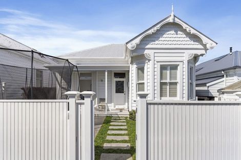 Photo of property in 8 Wellpark Avenue, Grey Lynn, Auckland, 1021