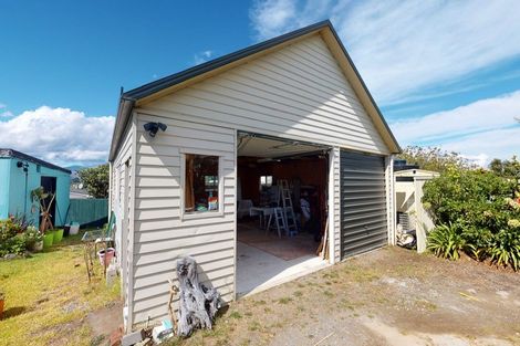 Photo of property in 32 Dixie Street, Te Horo Beach, Otaki, 5581