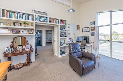 Photo of property in 10 Lithgow Drive, Otamatea, Whanganui, 4500